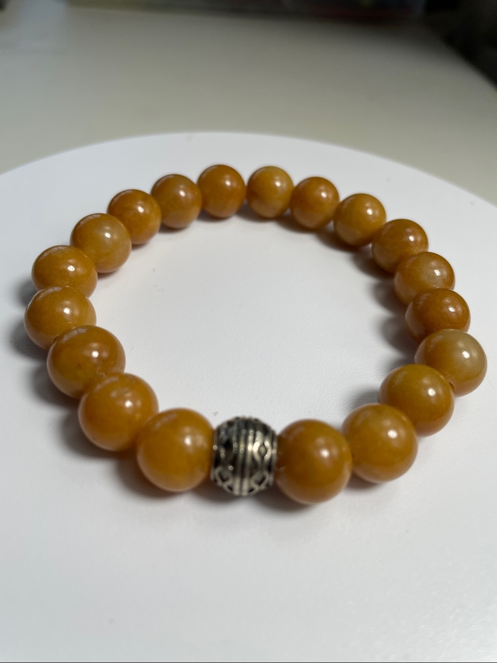 NWT. Yellow Jade Stretch Bracelet with Silver Accent